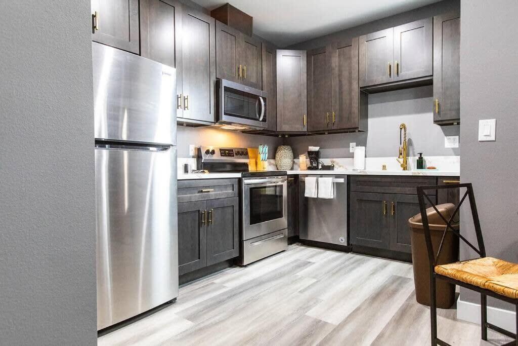 Restaurants-Pets-Professionals-Fastwifi-A C-Patios Apartment San Diego Exterior foto