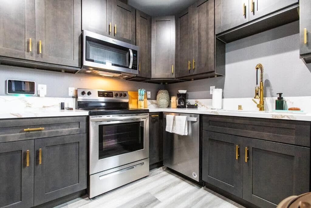 Restaurants-Pets-Professionals-Fastwifi-A C-Patios Apartment San Diego Exterior foto