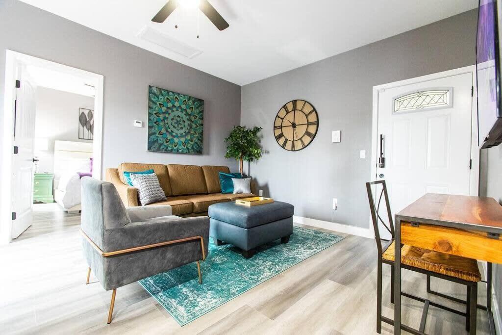 Restaurants-Pets-Professionals-Fastwifi-A C-Patios Apartment San Diego Exterior foto